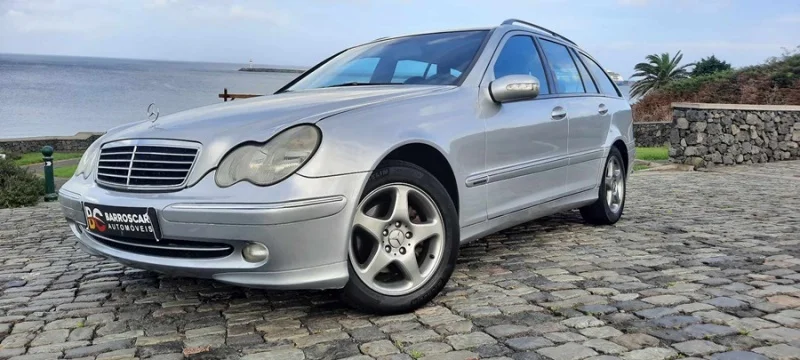 2002 MERCEDES-BENZ C STANTION C220 CDI AVANTGARD AUTOMÁTICO