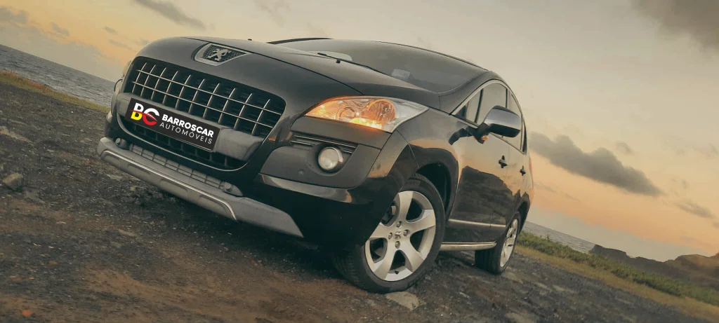 2013-03 PEUGEOT 3008 1.6HDI ALLURE